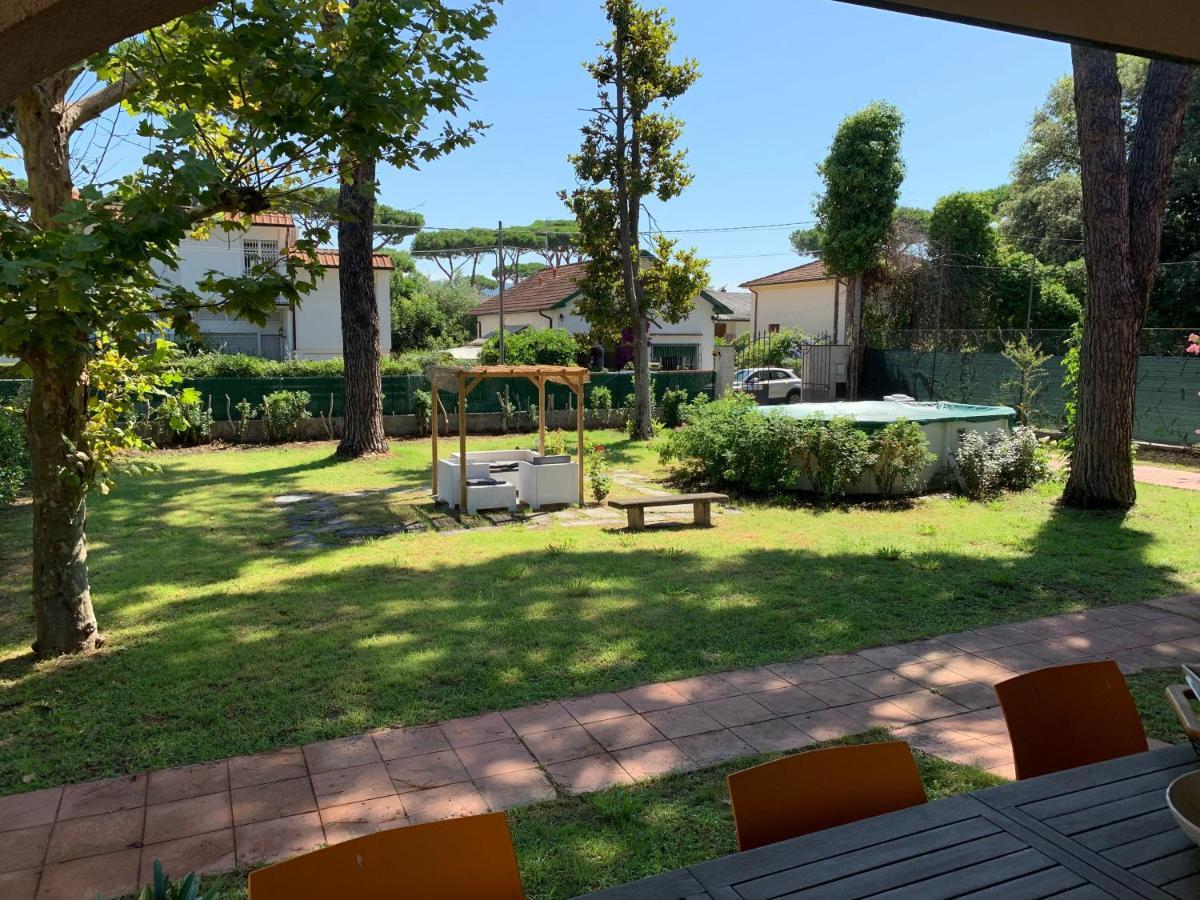 Villa Gabry E Villa Fiorita Camaiore Exterior foto